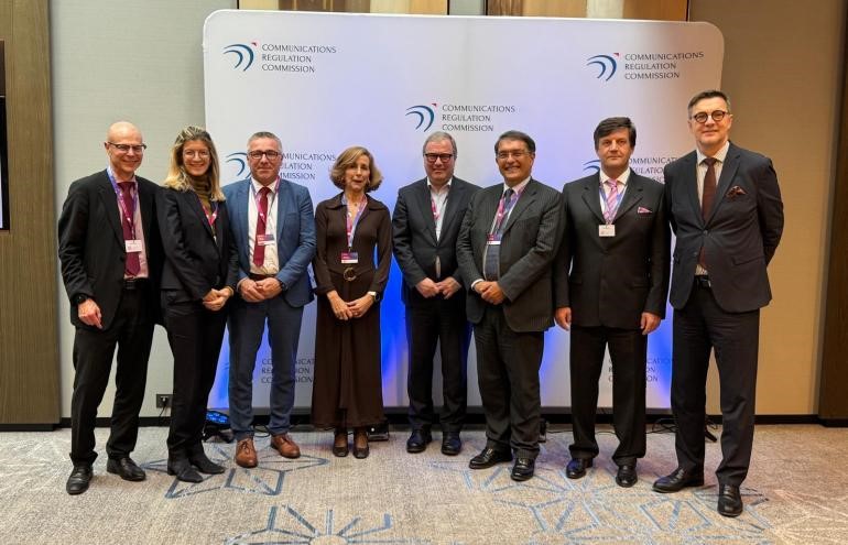 Na sliki so člani mini boarda BEREC za leto 2026